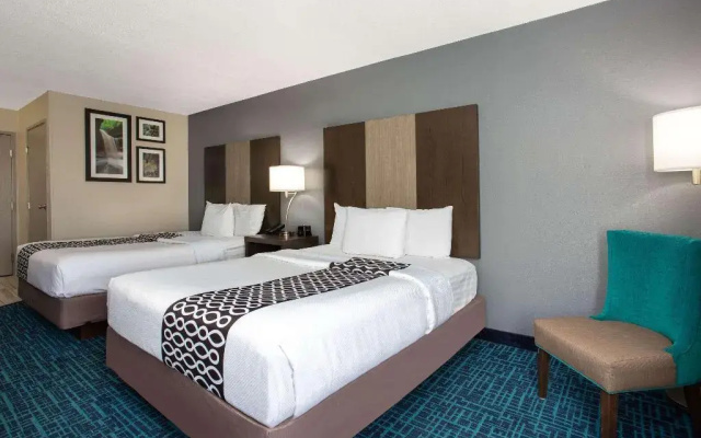 photo 4 of La Quinta Inn Peru Starved Rock State Park