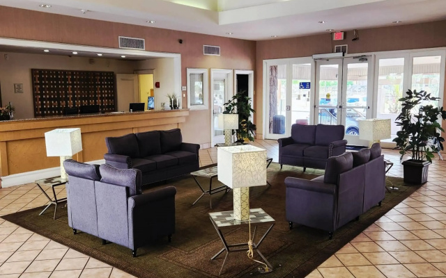 photo 2 of Travelodge by Wyndham Phoenix North