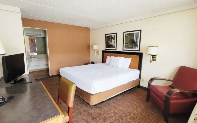 photo 2 of La Quinta Inn Seaworld
