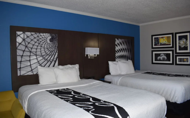 photo 3 of La Quinta Inn St Louis Hazelwood Airport North