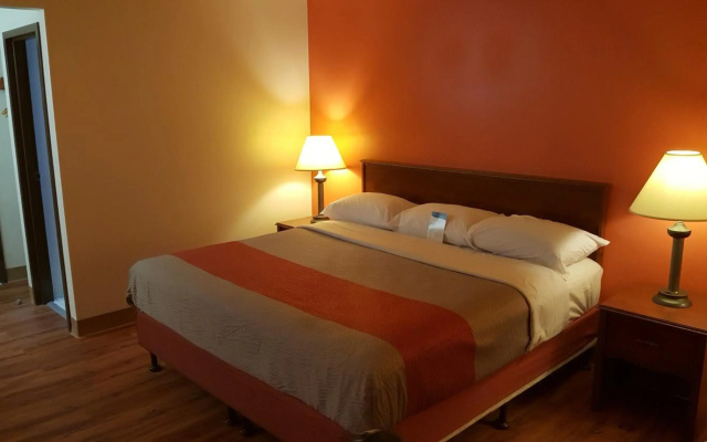 photo 2 of Motel 6 Maryland Heights, MO