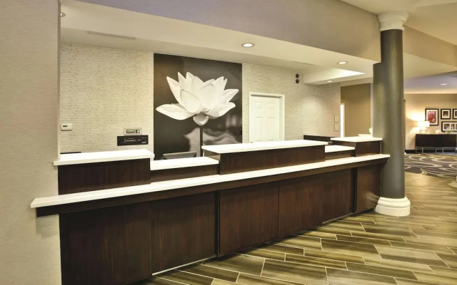 photo 2 of La Quinta Inn & Suites Birmingham Homewood