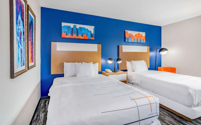photo 3 of La Quinta Inn & Suites by Wyndham Katy