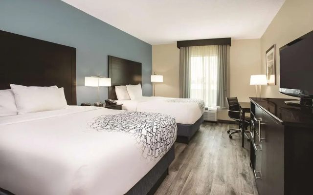 photo 3 of La Quinta Inn & Suites by Wyndham Melbourne - Palm Bay
