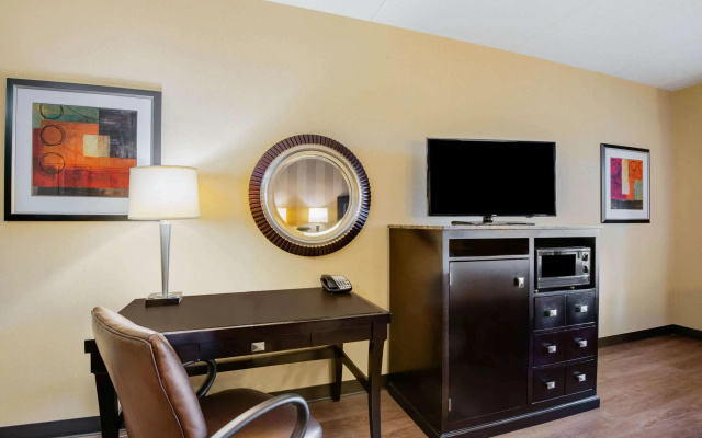 photo 5 of La Quinta Inn & Suites by Wyndham Bel Air/I-95 Exit 77A