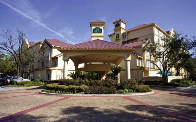 photo 5 of La Quinta Inn & Suites Houston Galleria Area #963