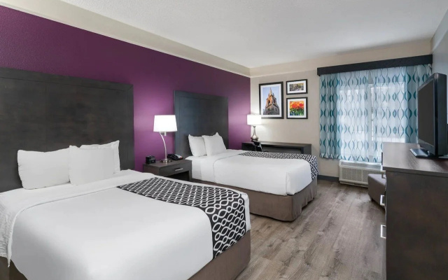 photo 2 of La Quinta Inn And Suites Latham Albany Airport
