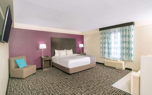photo 3 of La Quinta Inn And Suites Latham Albany Airport