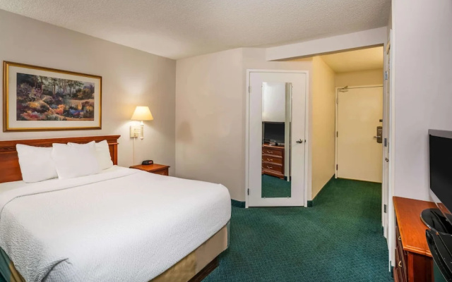 photo 5 of La Quinta Inn & Suites Nashville Franklin