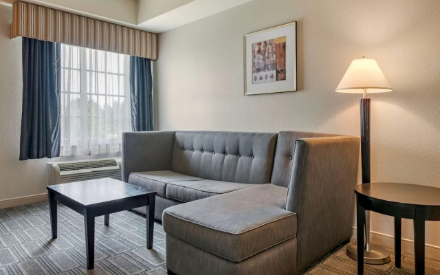 photo 4 of La Quinta Inn And Suites Port Charlotte