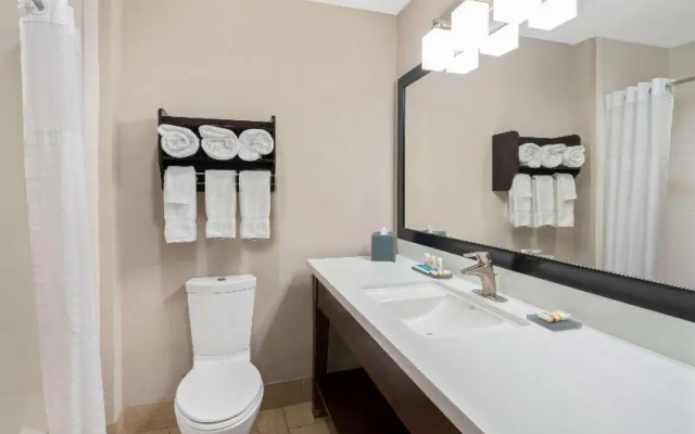 photo 4 of La Quinta Inn & Suites Rockport - Fulton