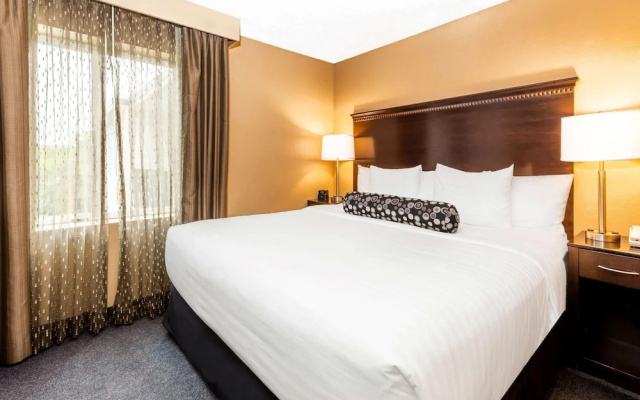 photo 3 of La Quinta Inn & Suites Seattle Downtown