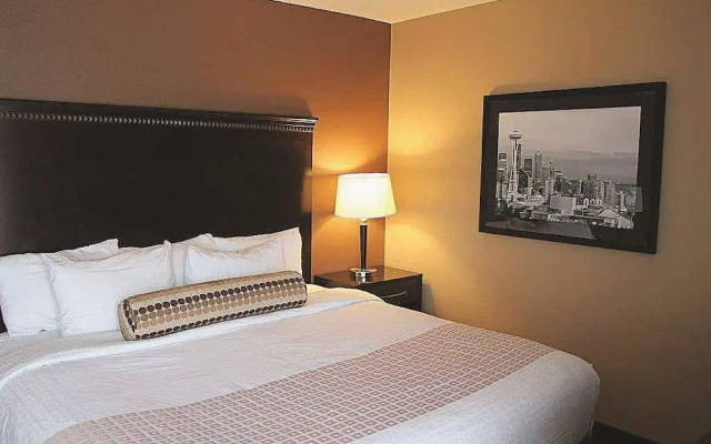 photo 4 of La Quinta Inn & Suites Seattle Downtown