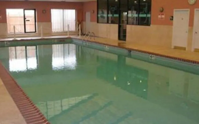 photo 4 of La Quinta Inn & Suites Somerset
