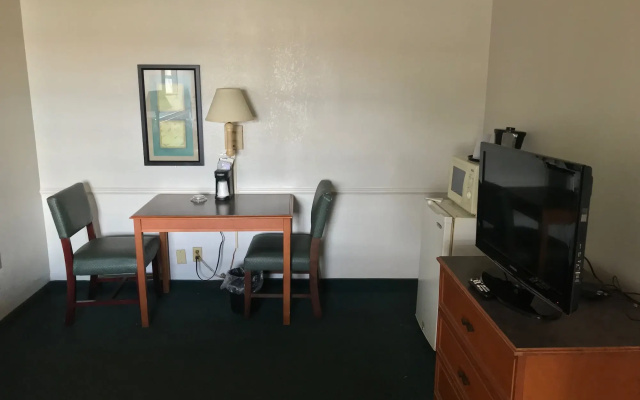 photo 4 of Sulphur Extended Stay