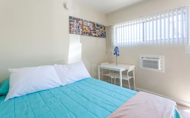 photo 3 of Ramona Motel