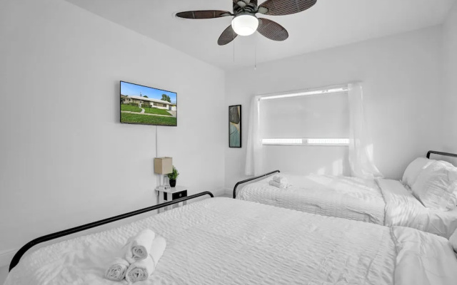 photo 2 of La Serre Miami Home & Private Pool Near Aventura Mall
