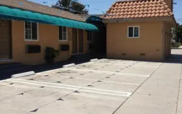 photo 3 of La Siesta Inn