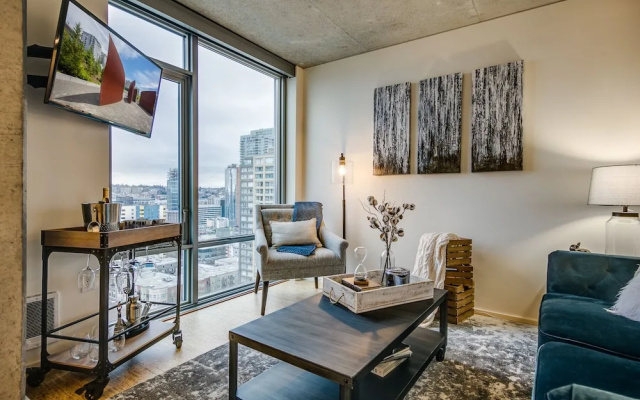 photo 2 of L.A. Ultra Luxury Downtown Rentals