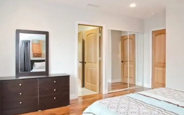 photo 4 of LA022 4 Bedroom Holiday home By Senstay