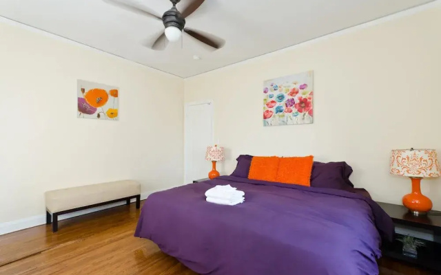 photo 3 of LA155 2 Bedroom Apartment By Senstay