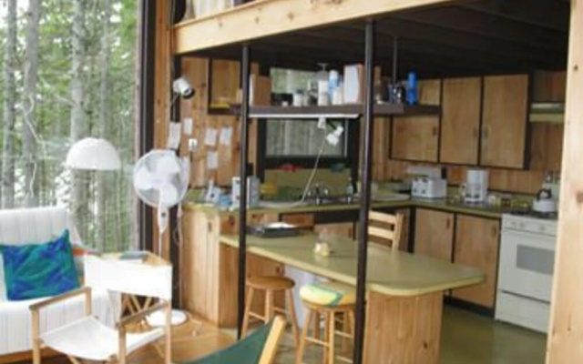 photo 5 of Lachman Cottage - Three Bedroom Home
