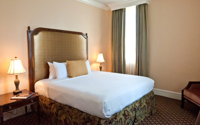 photo 3 of The Lafayette New Orleans By Kasa Living