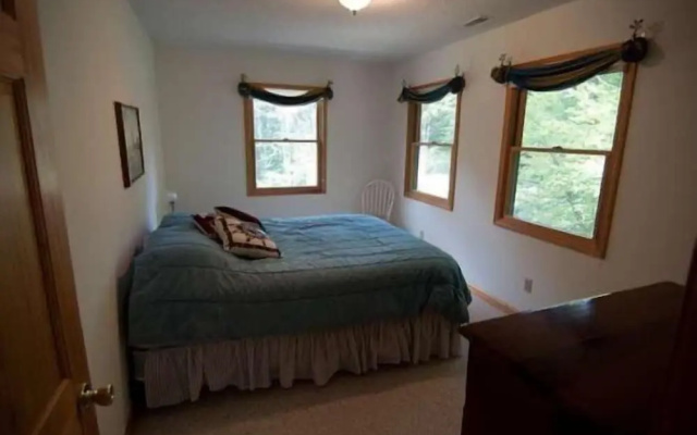 photo 2 of Laird`s Retreat