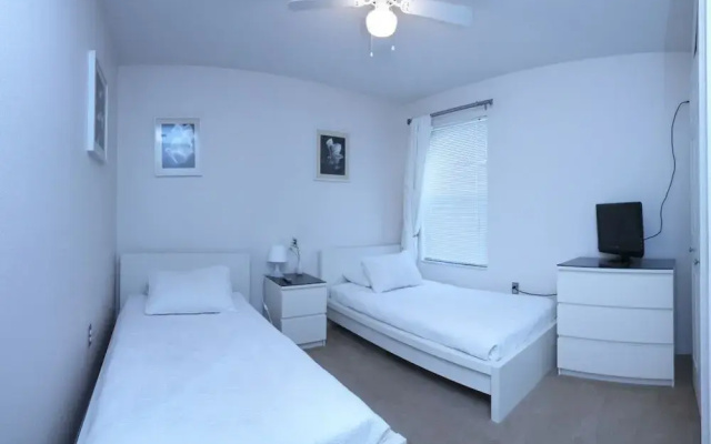 photo 2 of Lake Berkley Resort 1003 - Seven Bedroom Villa with Private Pool