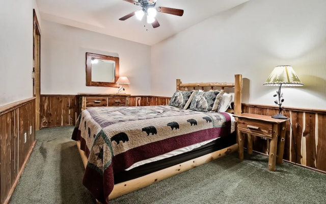 photo 3 of Lake Forest Luxury Log Cabins