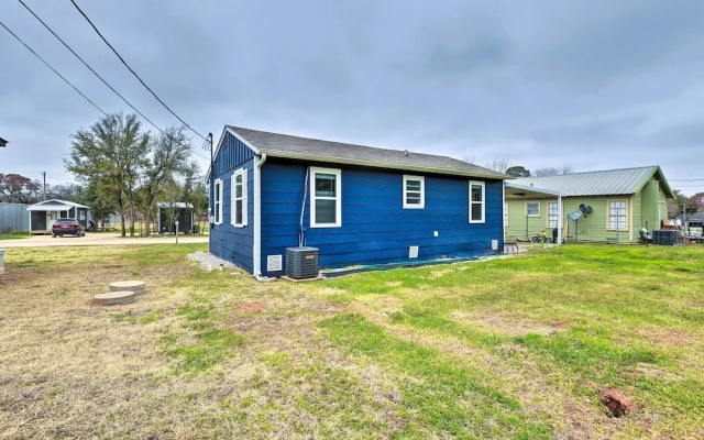 photo 5 of Lake Granbury Getaway ~ 1 Block to Waterfront
