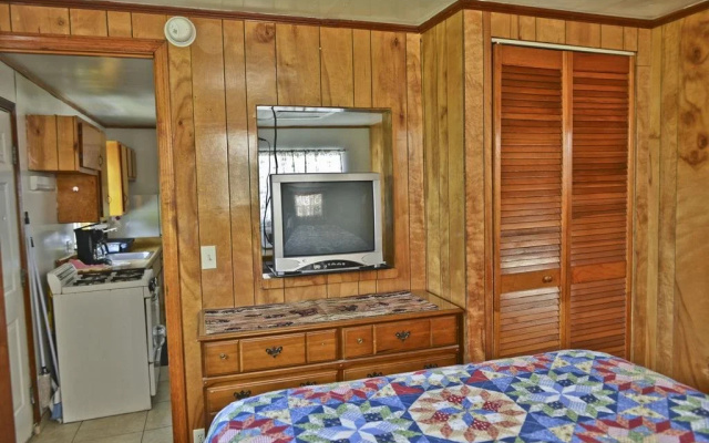 photo 3 of Lake Ida Beach Resort