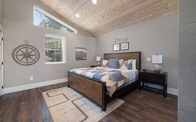 photo 3 of Lake Norman Hideaway