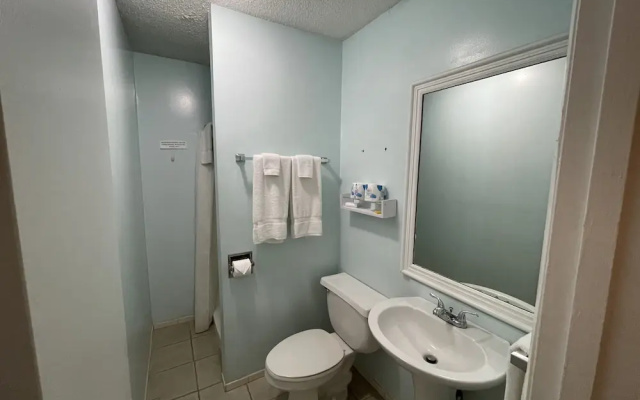 photo 5 of Lake Norman Hotel