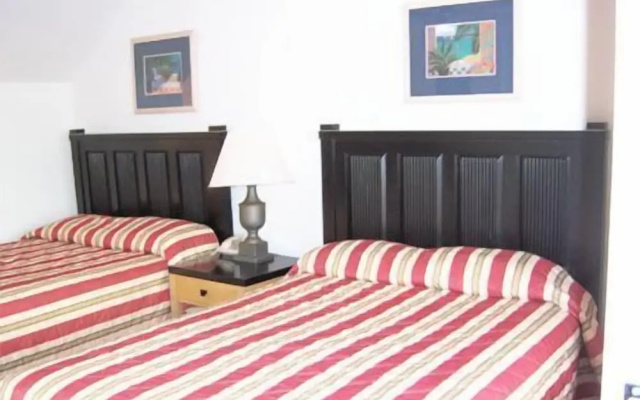 photo 5 of Lake Roy Beach Inn