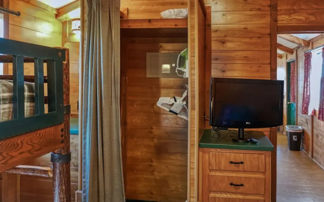 photo 5 of Lake Seminole Country Cabins