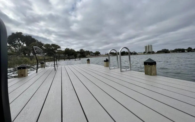 photo 2 of Lake Silver V - Lake House with Dock - Legoland Getaway!