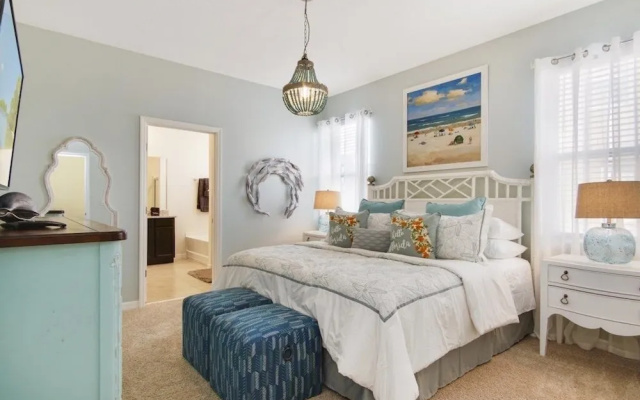 photo 4 of Lake View at Solterra Resort 7 Bedrooms, Sleeps 18 7 Villa