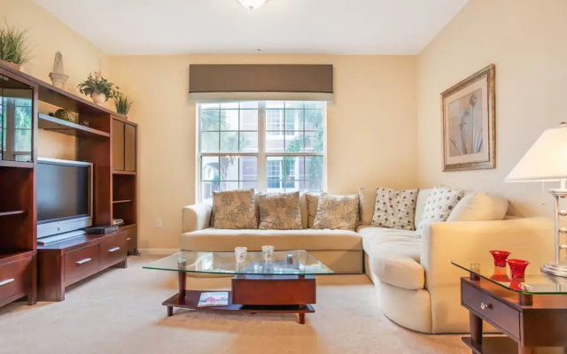 photo 4 of Lake View Escape - New! 3 Bedroom Condo by Redawning