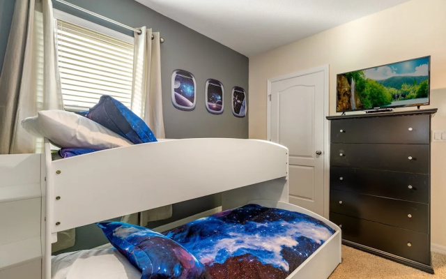photo 4 of Lake View Villa 6 Bedrooms