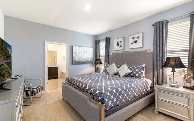 photo 5 of Lake View Villa 6 Bedrooms
