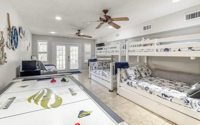 photo 2 of Lakefront Granbury Home w/ Dock, Decks & Hot Tub!