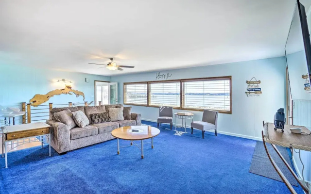 photo 2 of Lakefront Home w/ Rooftop Deck, Grill, Games!