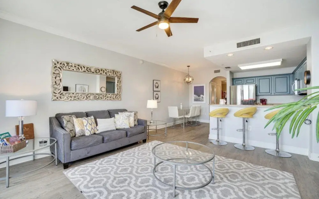 photo 2 of 1 Mi to Disney World: Lakefront Condo in Orlando!