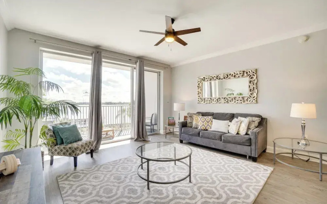 photo 3 of 1 Mi to Disney World: Lakefront Condo in Orlando!