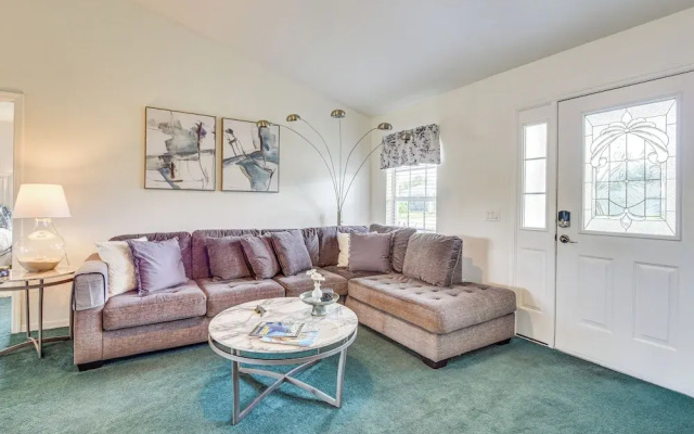 photo 4 of Lakefront Venice Home: 4 Mi to Manasota Key Beach!