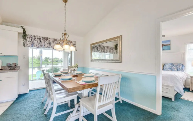 photo 5 of Lakefront Venice Home: 4 Mi to Manasota Key Beach!