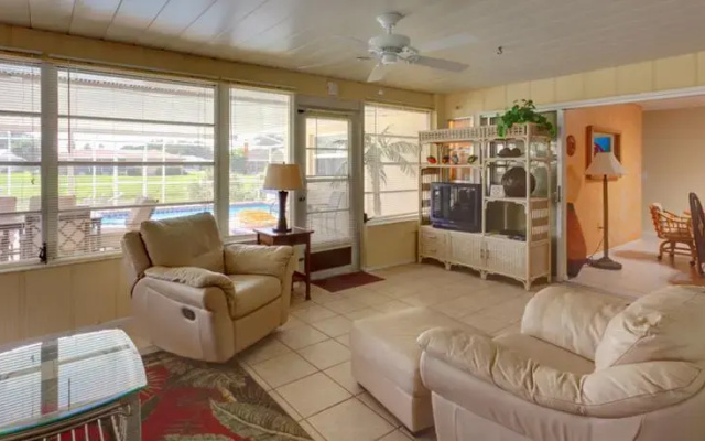 photo 2 of Lakeside House