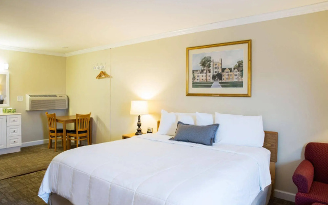 photo 5 of The University Inn Ann Arbor