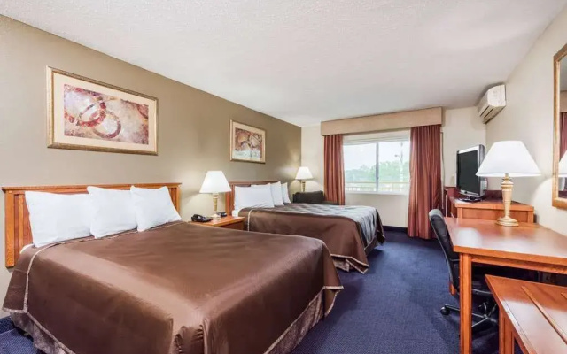 photo 4 of Lancaster Amish Country Travelodge